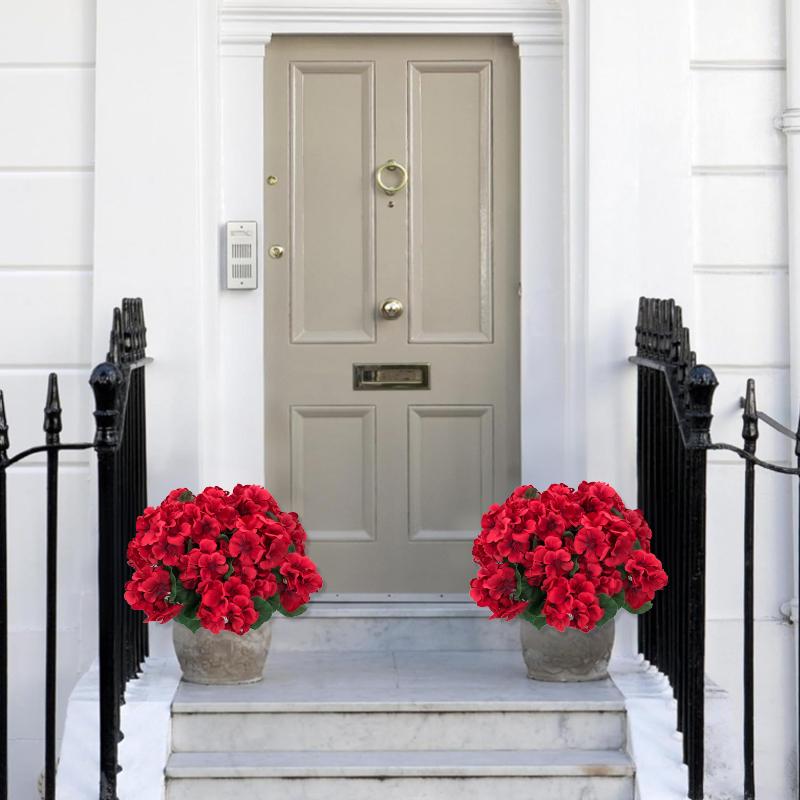 🌺 UV-Resistant Outdoor Geraniums - 49% OFF- ✨ Realistic Red Silk Flowers - No Watering, No Wilting