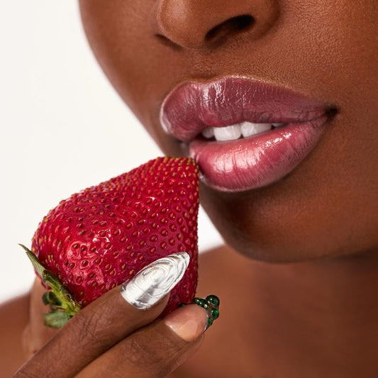 Hydrating Lip Plumping Glossy Lip Balm